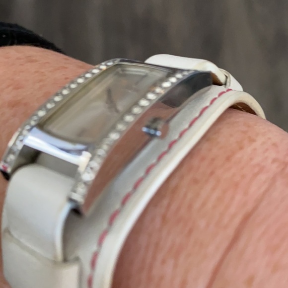 Guess watch - Picture 4 of 4